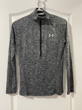 Under Armour Tech Twist Half Zip Long-Sleeve Pullover